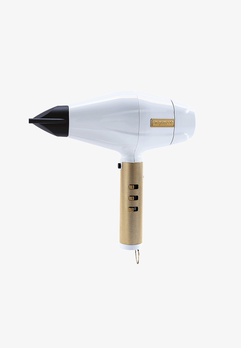 Haartrockner mit einem weißen Gehäuse, einer schwarzen Düse und einem strukturierten goldenen Griff. Verfügt über drei Steuerknöpfe für Wärme- und Geschwindigkeits Einstellungen. Kompaktes Design.