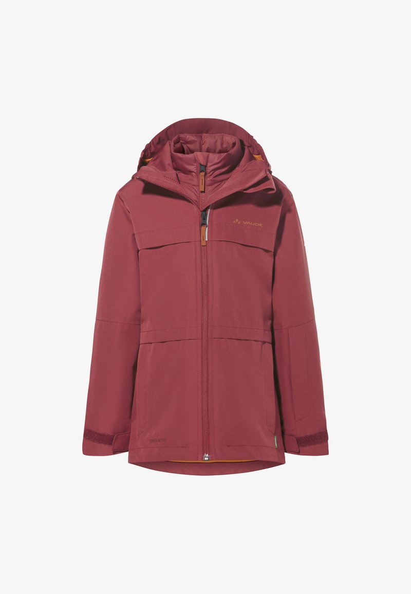 Veste imperméable bordeaux avec capuche, fermeture éclair à l'avant, deux poches poitrine et poignets ajustables. Présente une texture lisse et durable.