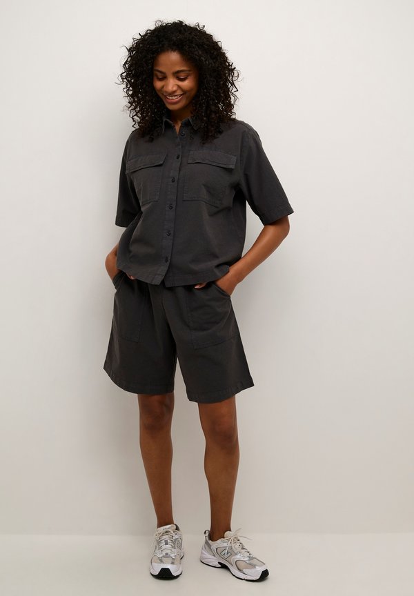 KANAYA LIAH - Shorts2