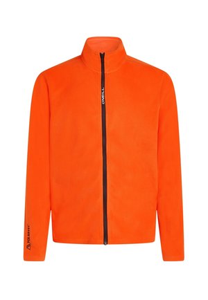 Orange fleecejakke med høj krave og fuld lynlås, med en sort lynlås og logoer på ærmerne, der viser en glat tekstur.