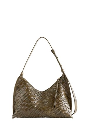 Gewebte Lederhandtasche in Olivgrün mit einer lässigen Form, einem verstellbaren Schulterriemen und einer strukturierten Oberfläche mit Rautenmuster.