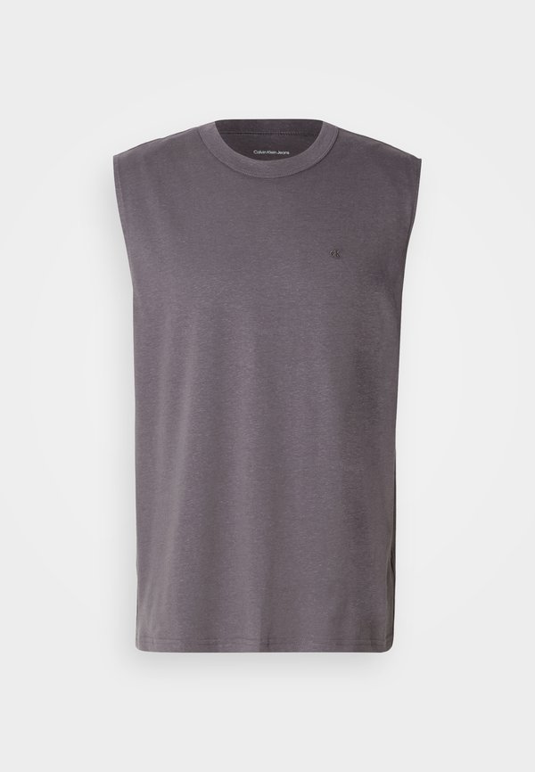 TANK - Top - tornado3