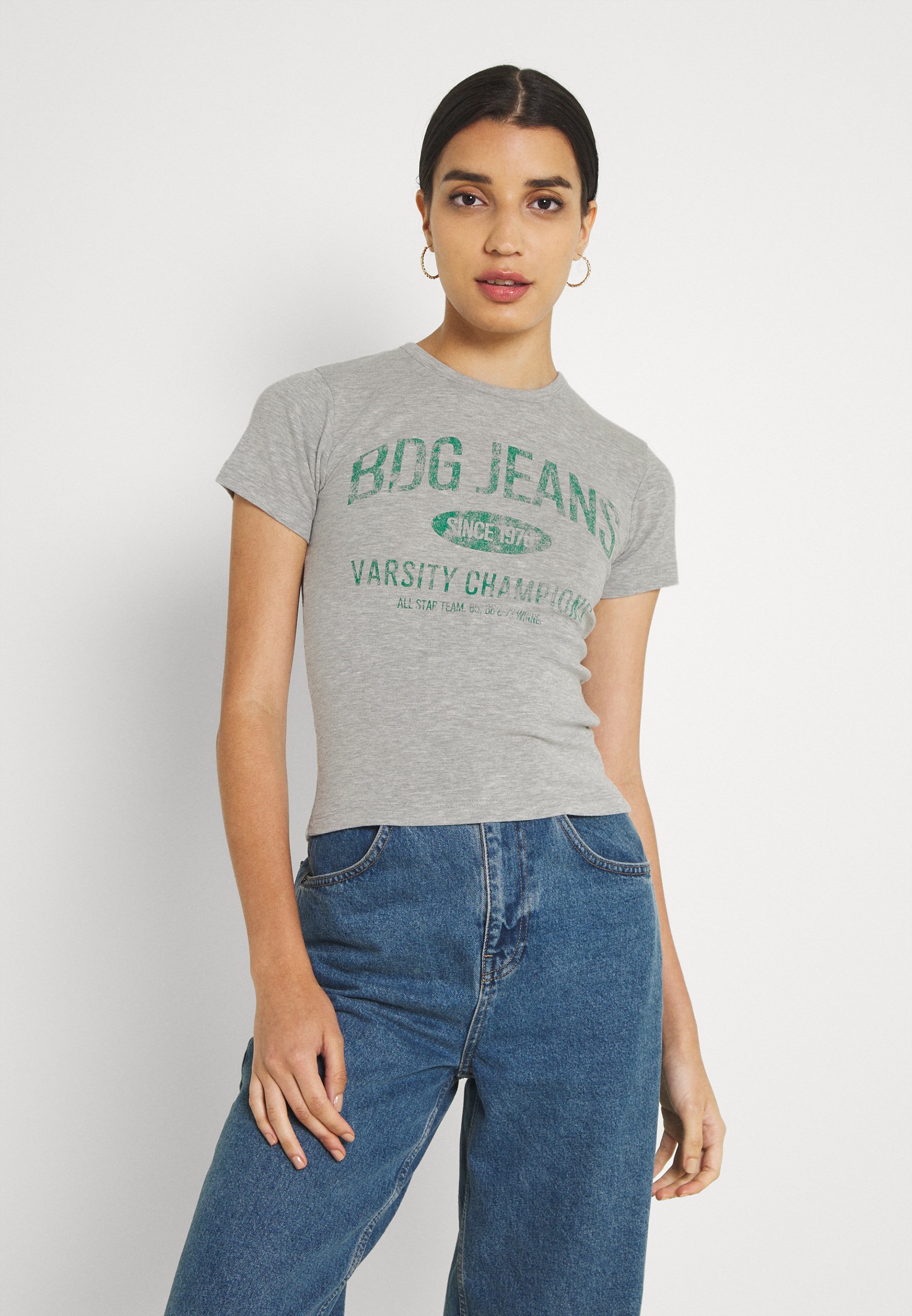 BDG Urban Outfitters JEANS BABY TEE 