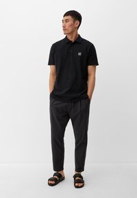 s.Oliver MIT FLAMM STRUKTUR - Poloshirt - schwarz