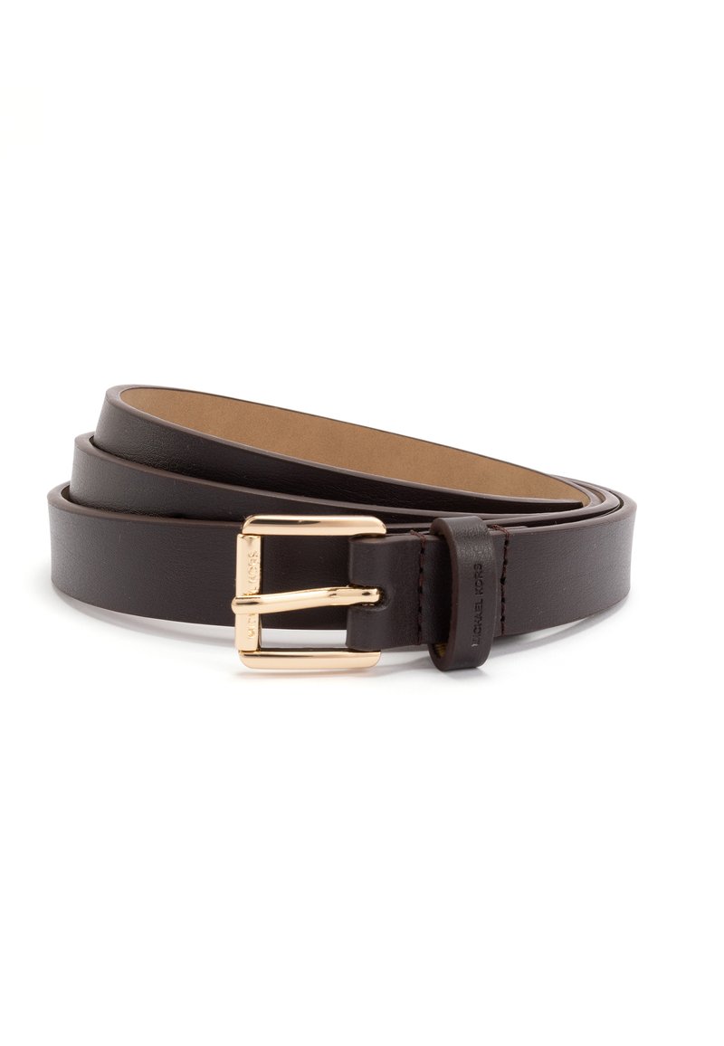 Bruine leren riem met een gladde afwerking, voorzien van een verguld metalen gesp en een rechthoekige vorm. Inclusief een logo dat op de band is geperst.