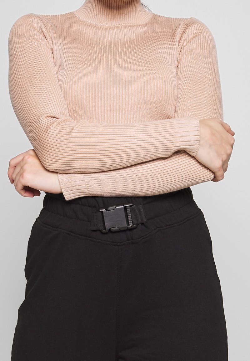 Missguided Petite Pullover - nude