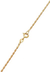 Collana in catena intrecciata placcata in oro con chiusura a moschettone rotonda e un'etichetta attaccata contrassegnata '925'. Texture liscia con una finitura lucida.