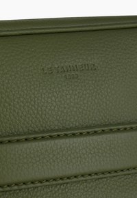 Le Tanneur CHARLES - Borsa a tracolla - Vert