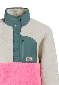 Beige en roze fleecejack met groene drukknoopsluiting en rits op de borstzak, voorzien van een klein rechthoekig "protest" logo-patch.