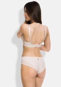 Mediolano QUEEN big - Biustonosz push-up