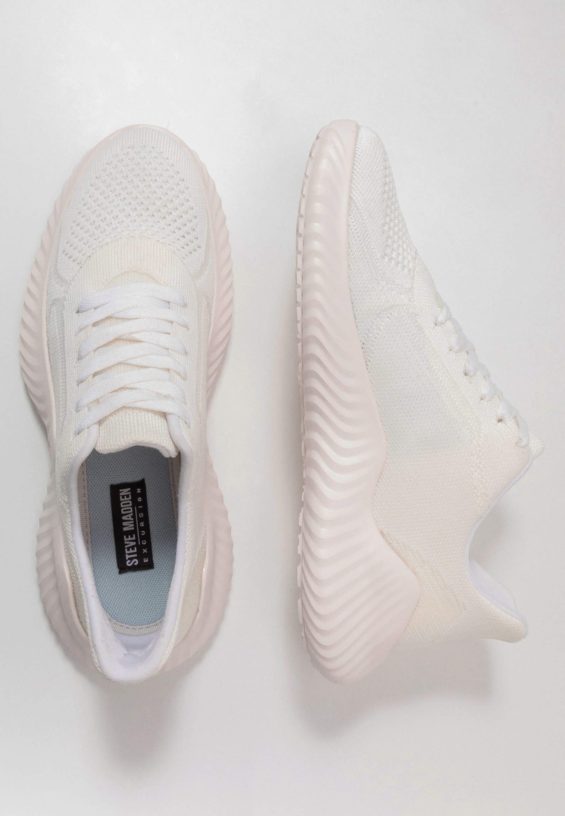 white steve madden trainers