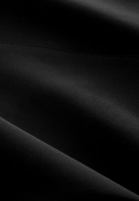 REGULAR FIT - SMART LONGLINE  - Shorts - black