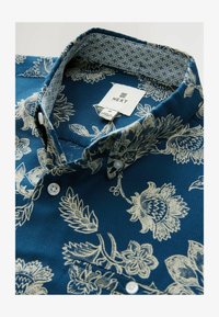 Non sélectionné, blue