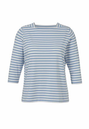 Hellblau-weiß gestreiftes T-Shirt mit Dreiviertelärmeln und quadratischem Ausschnitt.