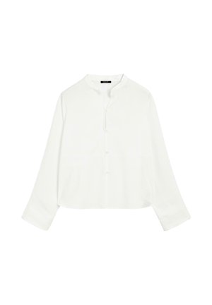 Weißes Langarmhemd mit Stehkragen, Knopfleiste und glatter Textur. Es hat eine lockere Passform und dezente Nahtdetails.