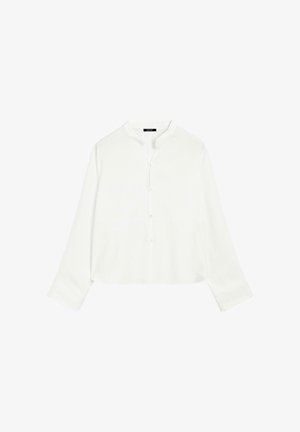 Weißes Langarmhemd mit Stehkragen, Knopfleiste und glatter Textur. Es hat eine lockere Passform und dezente Nahtdetails.
