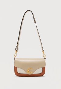 Επιλέχθηκε, crab/sands/pear