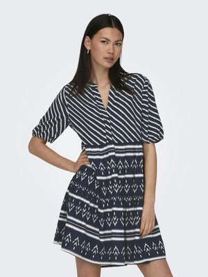 Robe de jour - sky captain