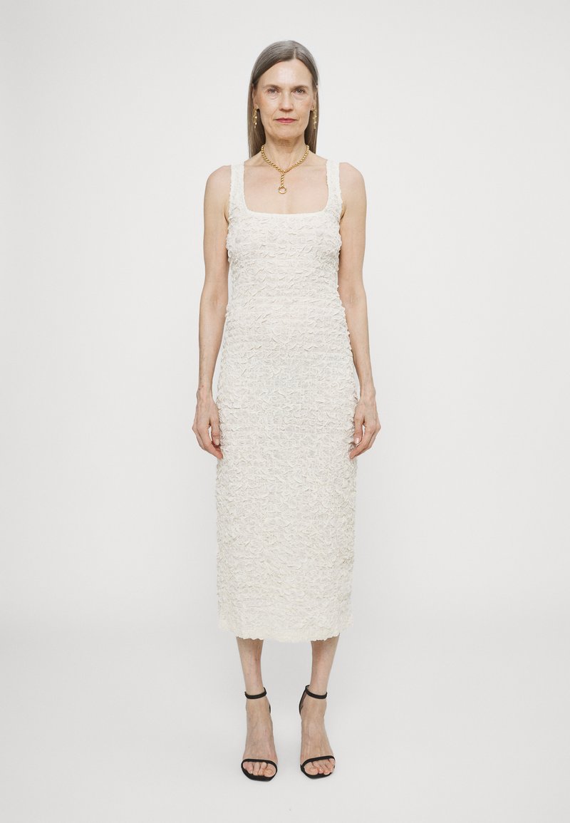 green emerald velvet dress Mara Hoffman // White & Green Linen Embroidered Maxi Dress  VSP Consignment