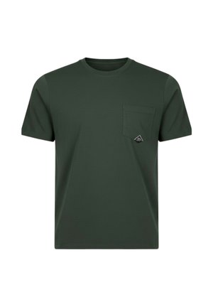T-shirt verde scuro a maniche corte con scollo rotondo e taschino sul petto con una piccola toppa triangolare del logo.