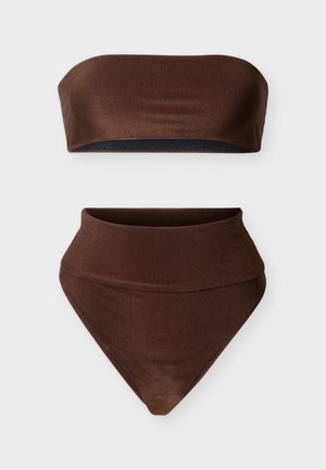 HIGH LEG BANDEAU  - Bikinis - brown