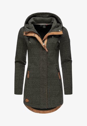 Długa ciemnoszara kurtka z kapturem, z przednim zamkiem błyskawicznym, beżowymi wykończeniami, zapinanymi na zamek bocznymi kieszeniami oraz sznurkiem do ściągania kaptura.