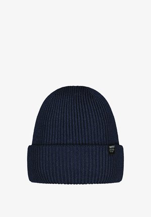 Marineblauwe beanie muts met geribbeld breisel, voorzien van een omgeslagen rand en een klein zwart label aan de zijkant. Eenvoudig, rond ontwerp.