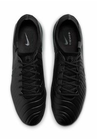 Scarpe da calcio Nike Tiempo nere con tomaia sintetica testurizzata, lacci piatti e colletto imbottito. Presentano un logo sottile e un design a motivo a onda.