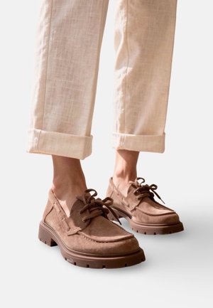 MOCASSINS CHAYTON - Derbies - beige