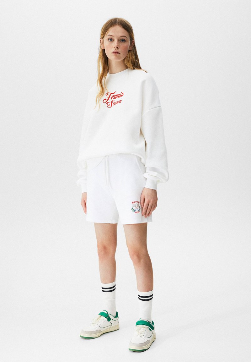 Damen Kleider | PULL&BEAR WITH BADMINTON GRAPHIC Shorts white/weiß - QH68866 Damen Kleider | PULL&BEAR WITH BADMINTON GRAPHIC Shorts white/weiß - QH68866