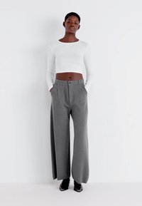 GAP CASHSOFT TAILORED PANT - Hlače - charcoal heather