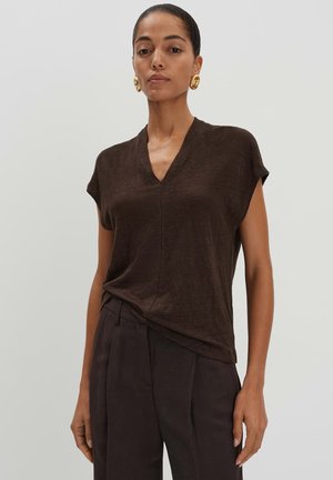 V-AUSSCHNITT - Basic T-shirt - dark espresso