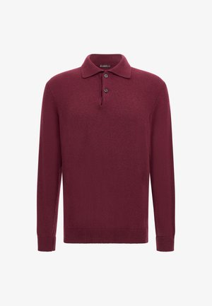 Bordeauxfarbener langärmeliger Polo-Pullover aus weichem Strickmaterial; ausgestattet mit einem Kragen und einer Knopfleiste mit drei Knöpfen sowie gerippten Bündchen und Saum.