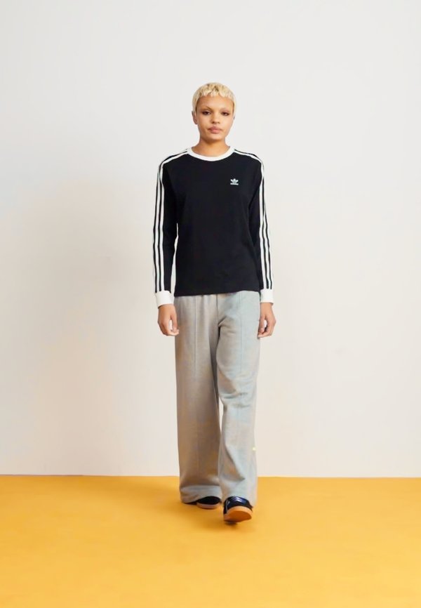 REGULAR - Long sleeved top4