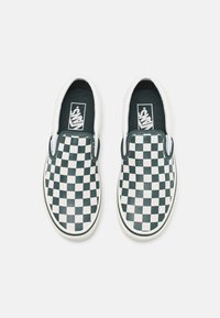 Vans CLASSIC SLIP-ON UNISEX - Belebújós cipők - green/true white