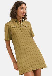 Nevybráno, olive green