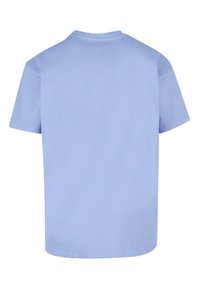  tricou din bumbac de culoare albastră deschisă, cu mâneci scurte, guler rotund și croială dreaptă. Textură netedă, fără modele sau embellishments vizibile.