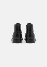 zalando bottines pier one