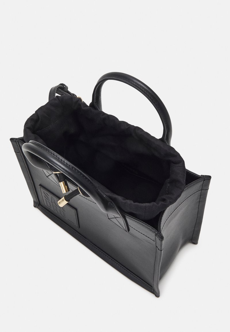 Kasbah Cabas Sandro Sandro Kasbah Brand-print Denim Tote Bag In