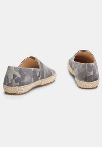 Bata Espadrilles - grey
