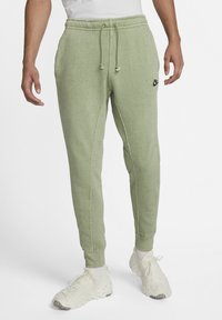 Nike Sportswear CLUB PANT REVIVAL - Pantaloni sportivi - alligator