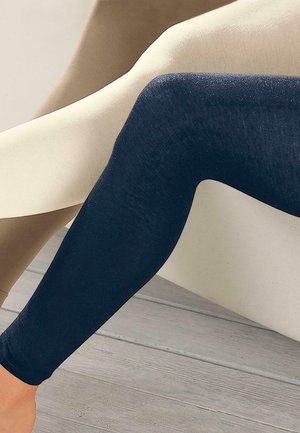 Leggings in drei Farben: hellbeige, cremeweiß und marineblau. Sie verfügen über eine glatte Textur und ein figurbetontes Design.
