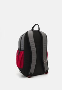 The North Face DAYPACK UNISEX - Mochila - smoked pearl/red