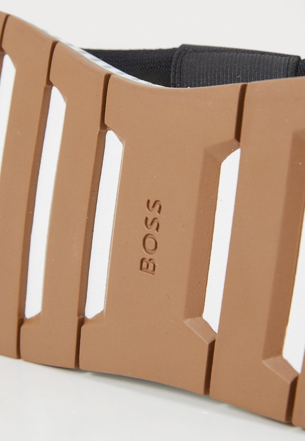 TITANIUM RUNN KNST N - Trainers - charcoal four4