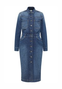 Denim kleita ar garām piedurknēm, smailu apkakli, divām krūšu kabatām, pogu fasādi, jostu viduklī un ceļa garuma zīmuļsvārkiem tumši zilā krāsā.