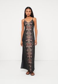 BRYONYMAXIDRESS-Jerseykleid-ophisblack