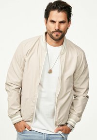 One Redox Bomberjacke - stone