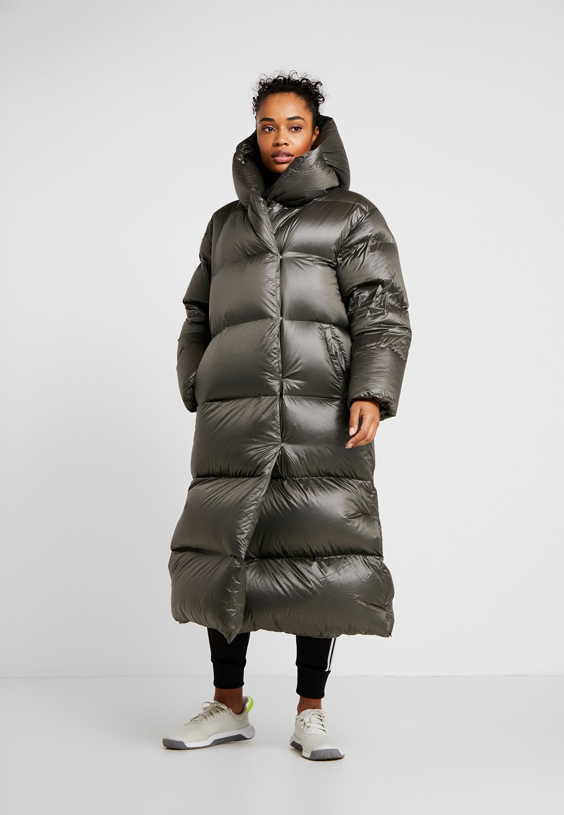 Filippa K PUFFER Dunkåpe frakk oliveoliven melert Filippa K PUFFER Dunkåpe frakk oliveoliven melert