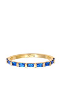 Anillo chapado en oro con múltiples piedras azules ovaladas dispuestas en línea, con una banda pulida y suave, marcado con "925" en su interior.