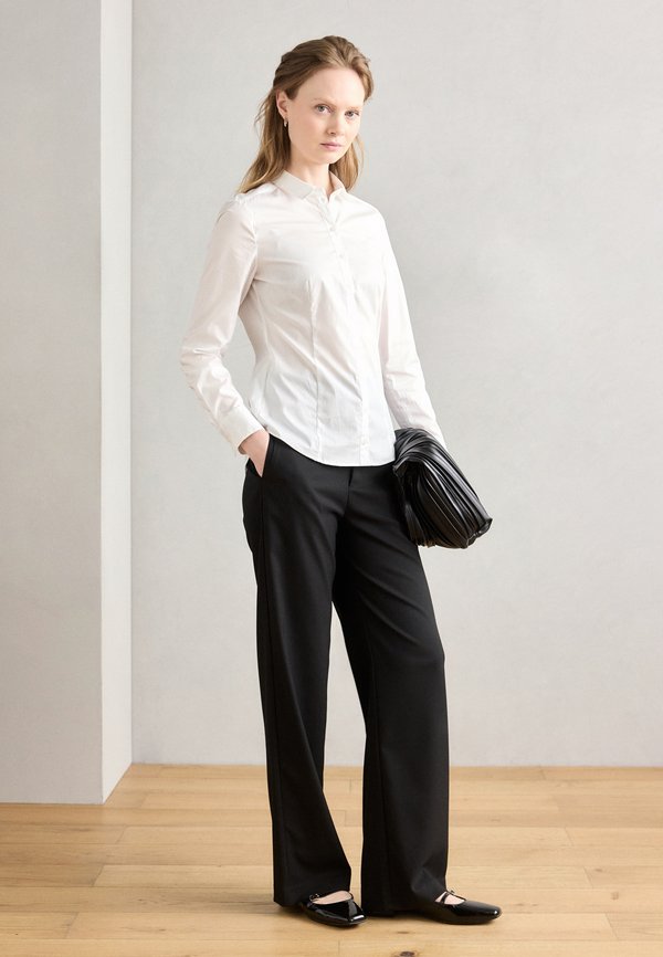 BLOUSE CLASSIC STYLE SLIM FIT - Button-down blouse3